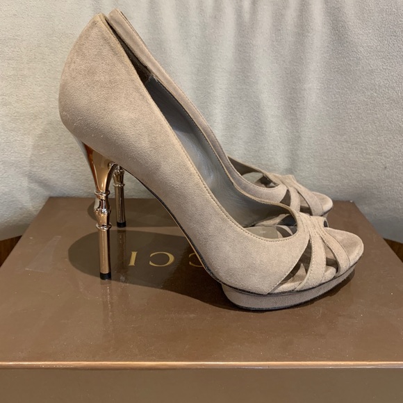 Authentic Gucci Suede Heel - Picture 5 of 10
